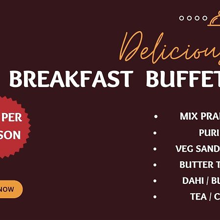 Hotel Jb Residency !! Luxurious & Royal Balcony Rooms !! Large Rooms Zirakpur Buitenkant foto