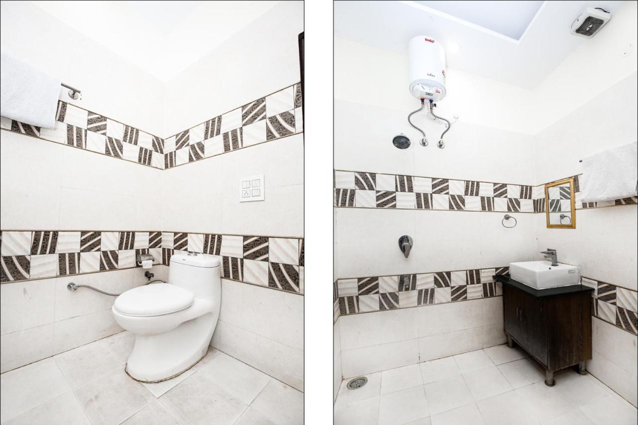 Hotel Jb Residency !! Luxurious & Royal Balcony Rooms !! Large Rooms Zirakpur Buitenkant foto