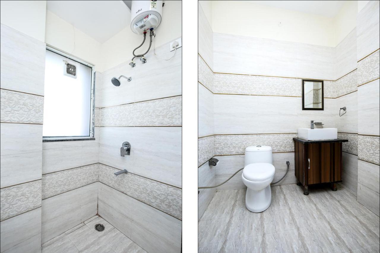 Hotel Jb Residency !! Luxurious & Royal Balcony Rooms !! Large Rooms Zirakpur Buitenkant foto